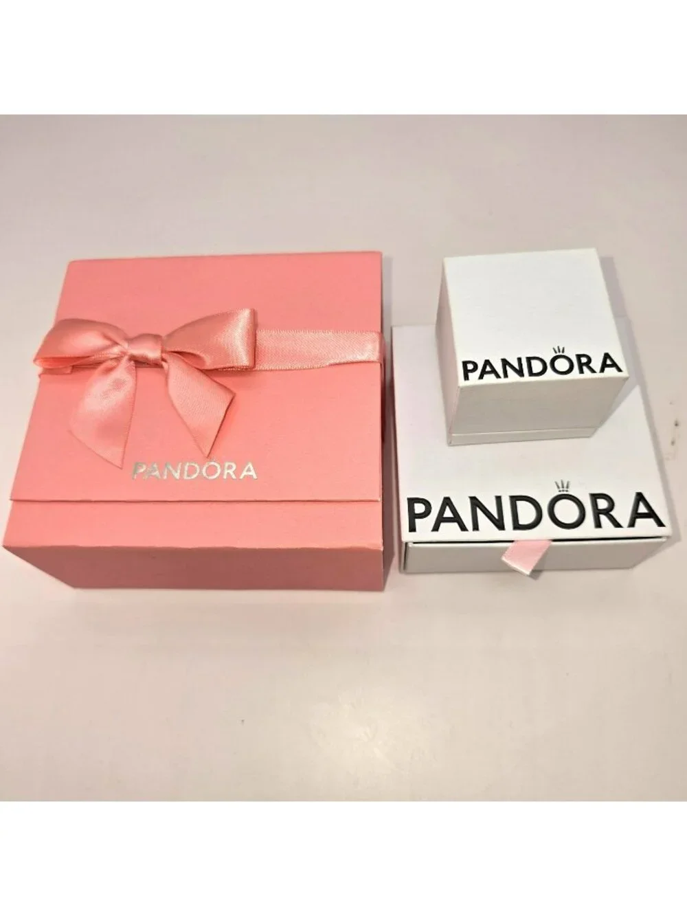 Pandora Jewelry Box Set - Peach & White Gift Boxes With Logos VR9013